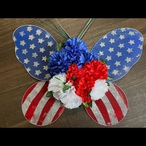 Fourth of July wreath wings